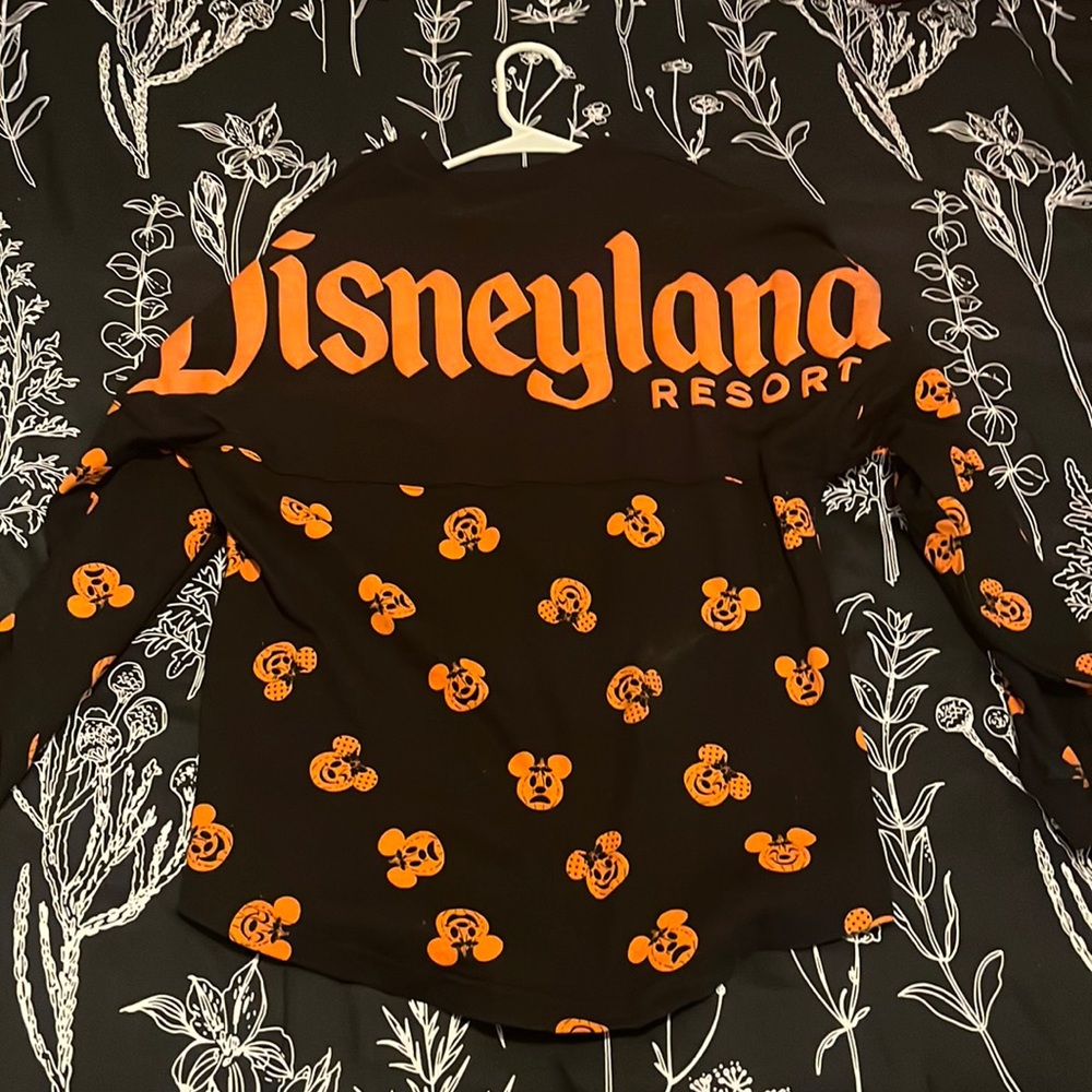 COPY - Limited edition Halloween Disneyland long sleeve